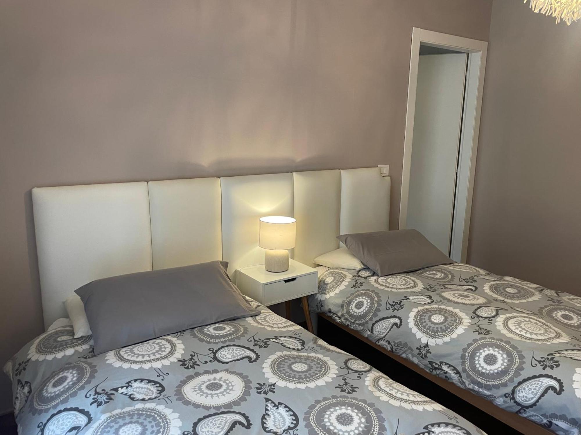 Bed & Breakfast Con Vista Giardino E Piscina Borgofranco d'Ivrea Exterior foto